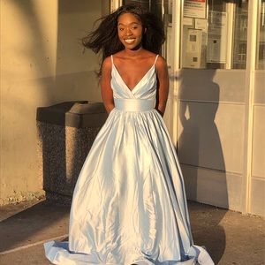 Meet your Posher, Frances